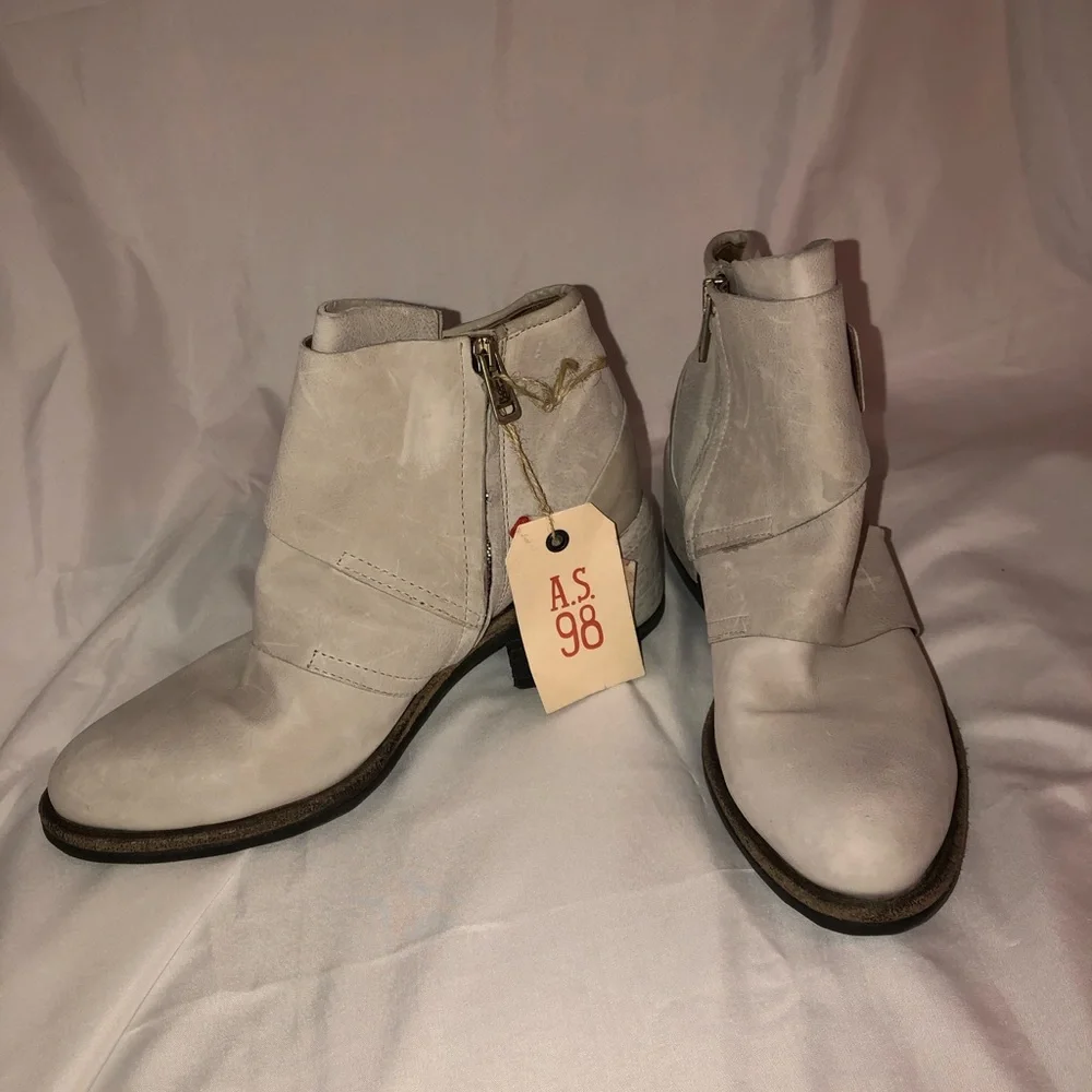 A.S. 98 Olin short ice booties 37=7 Nwob